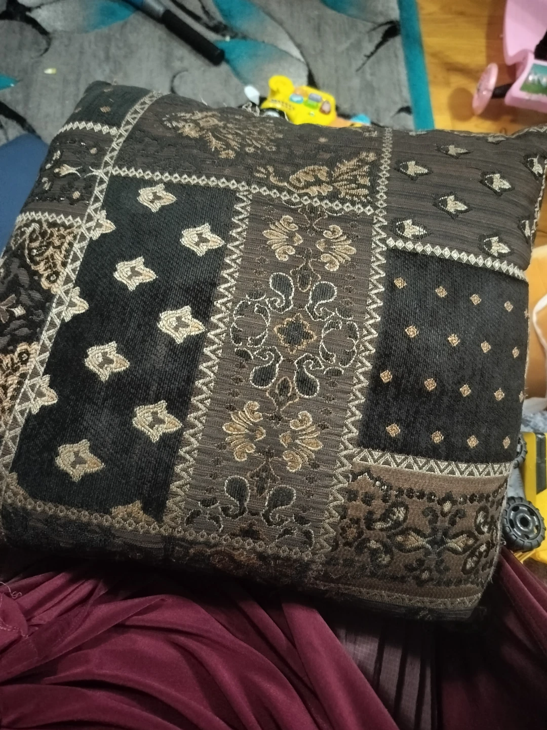 🏈 Decorative Patchwork Throw Pillow