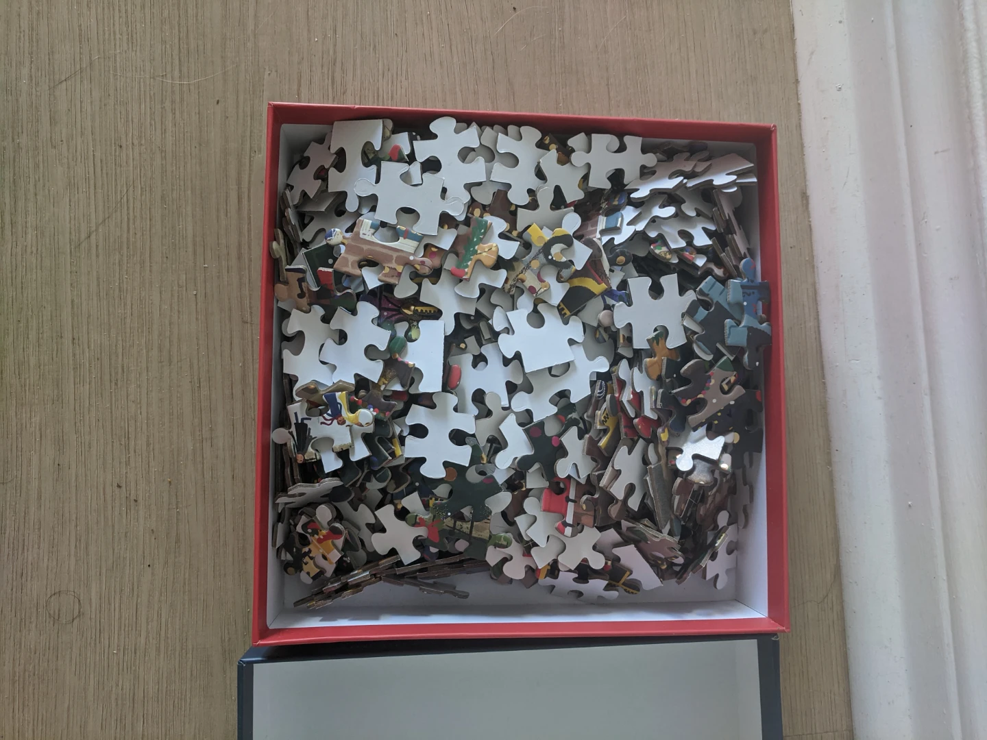 Galison Winter Lights 500-Piece Foil Puzzle - photo 3