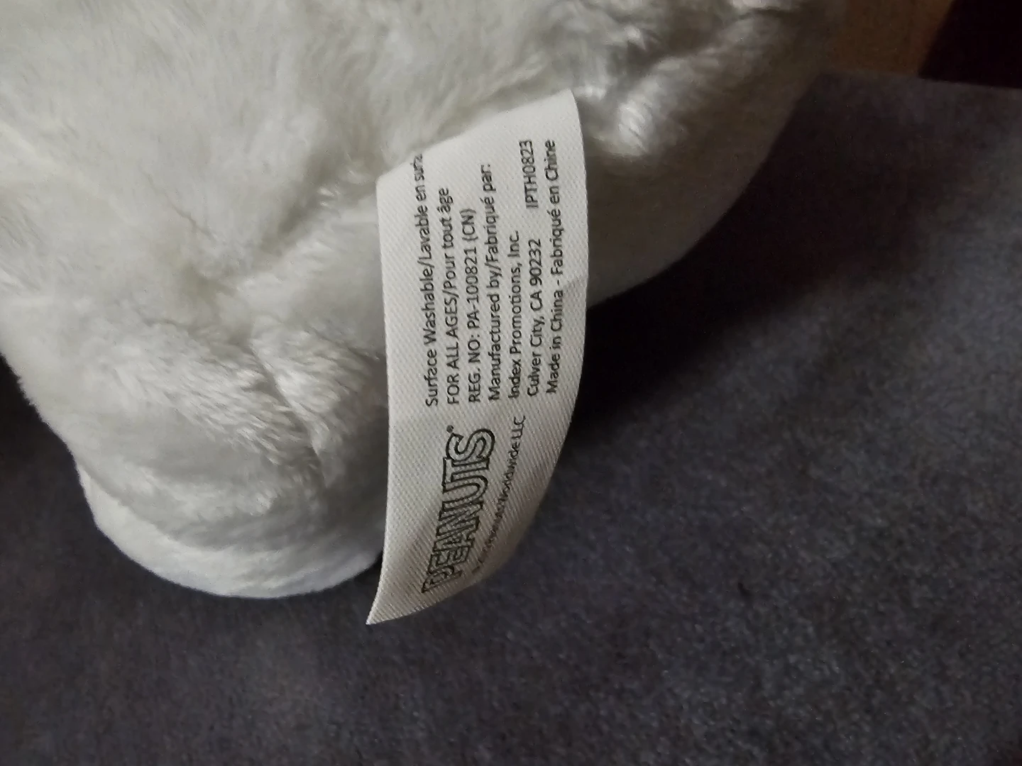 Canada's Wonderland Snoopy Plush - photo 5