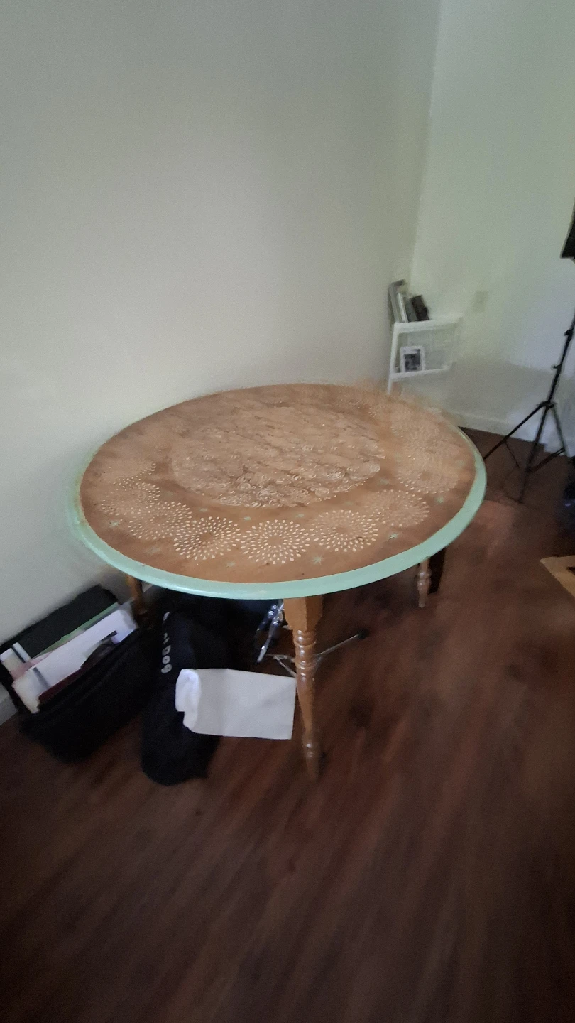 Round Decorative Table with Pedestal Base - photo 2