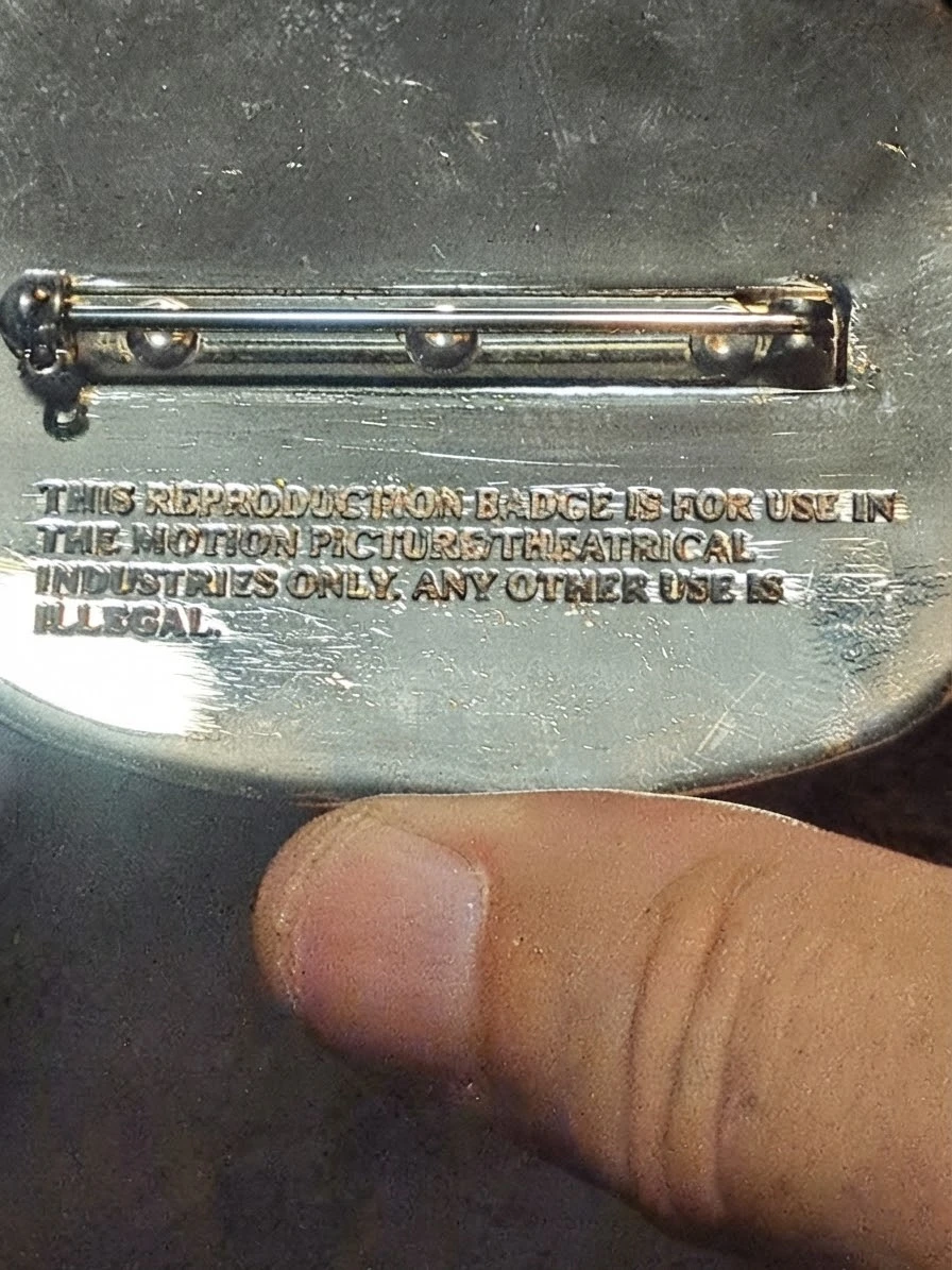 Lethal Weapon 3 LAPD Police Officer Prop Badge. - photo 2