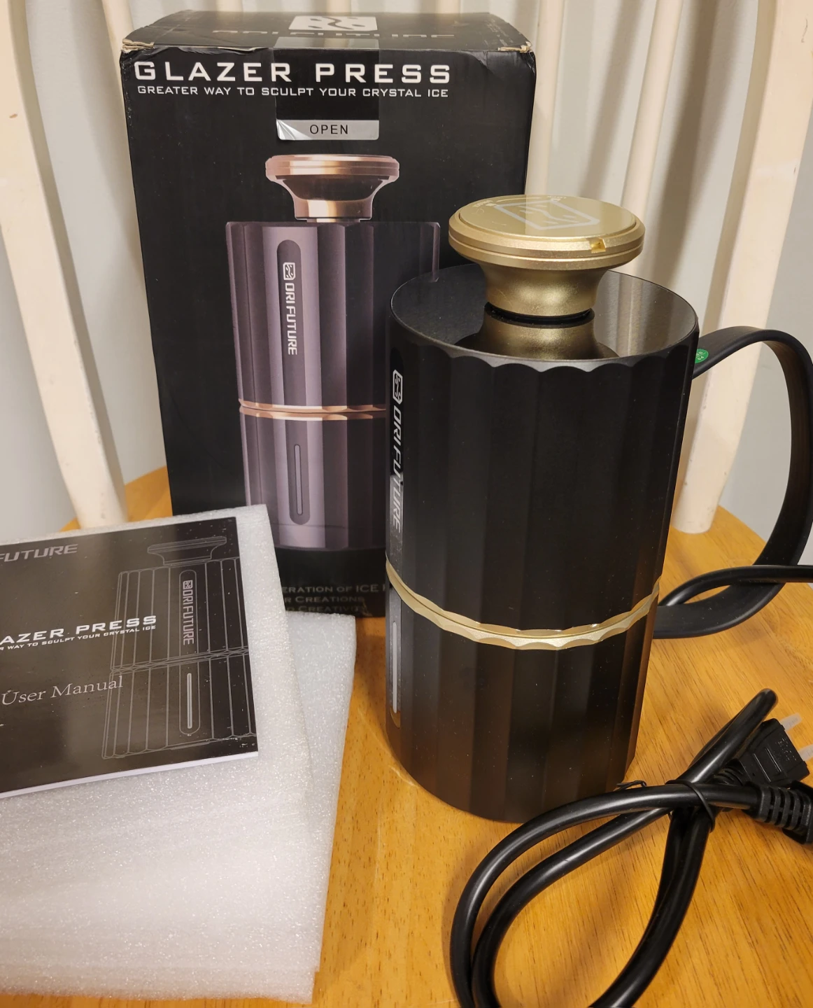 Glazer Ice Press Ori Future w/ Ball Insert / Ice Mold Bourbon