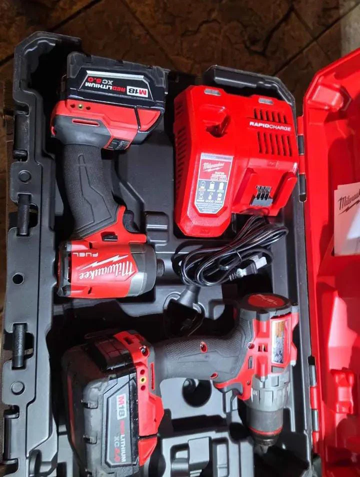 Milwaukee M18 Fuel Drill and Impact Driver Combo Kit - photo 3