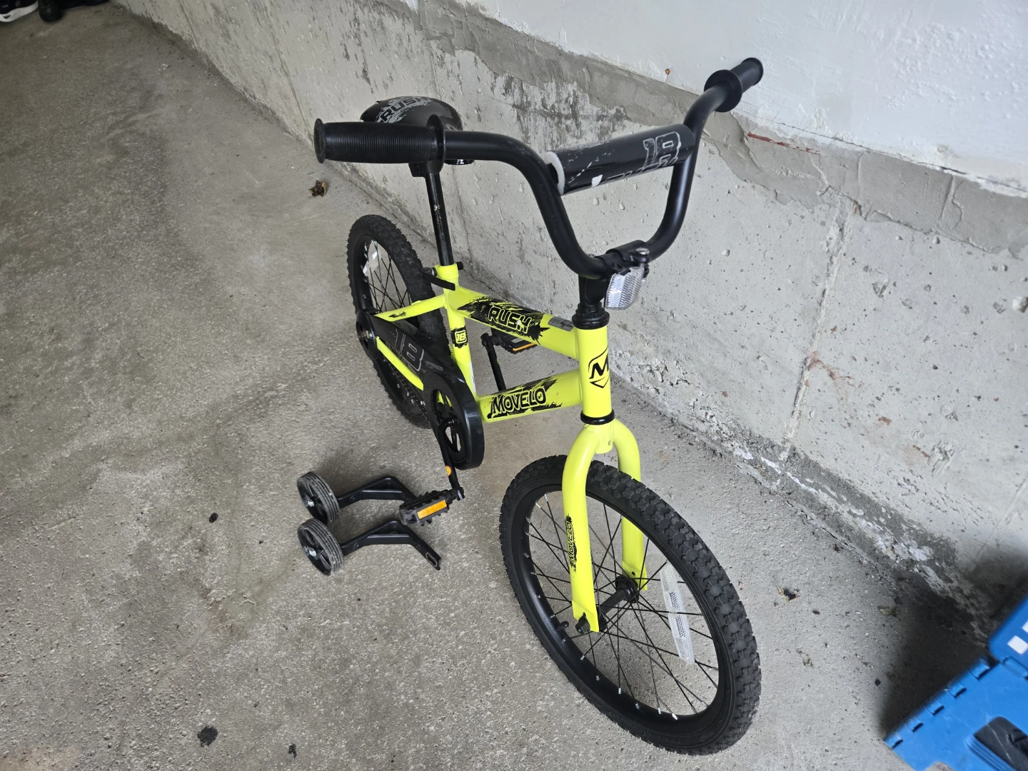 18 inch Kids Bicycle + Kids scooter - photo 3