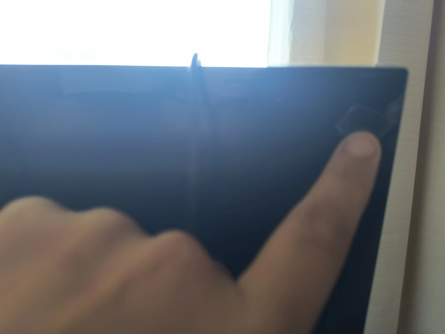 Used maybe 10 times Samsung Monitor 24 inches - photo 3