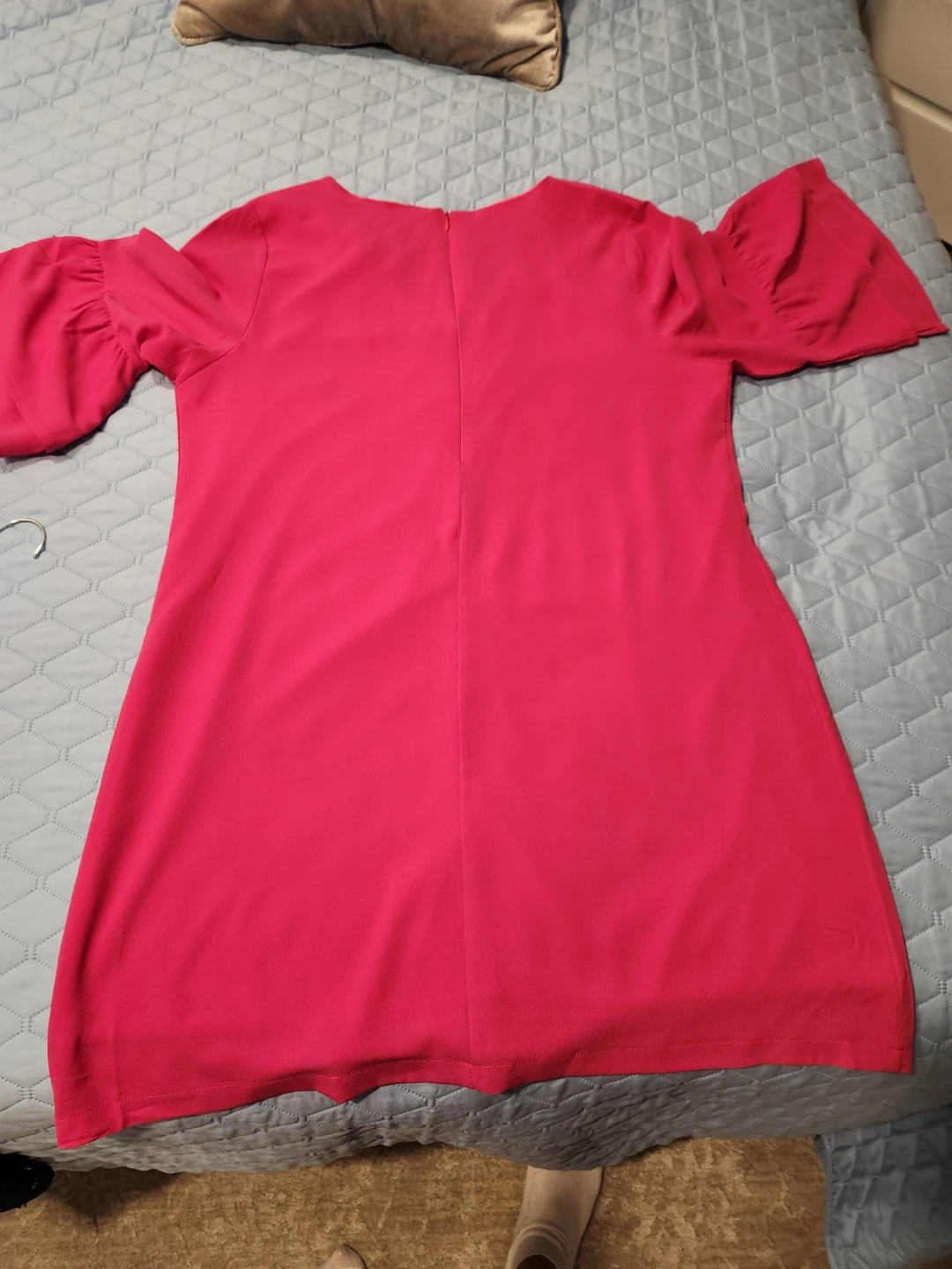 Belongici Hot Pink Bell Sleeve V-Neck Dress - photo 2