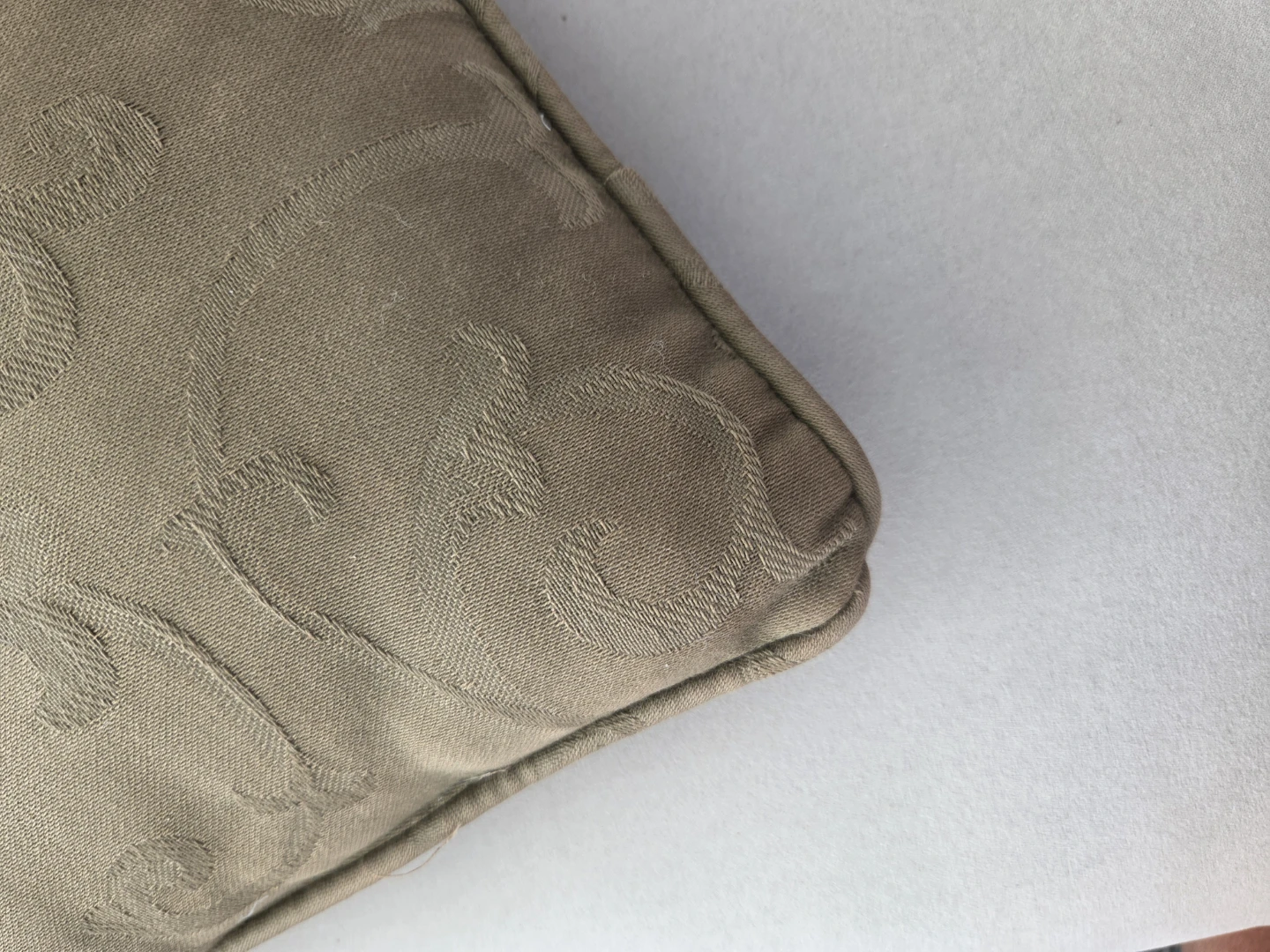 Decorative throw pillow - photo 2