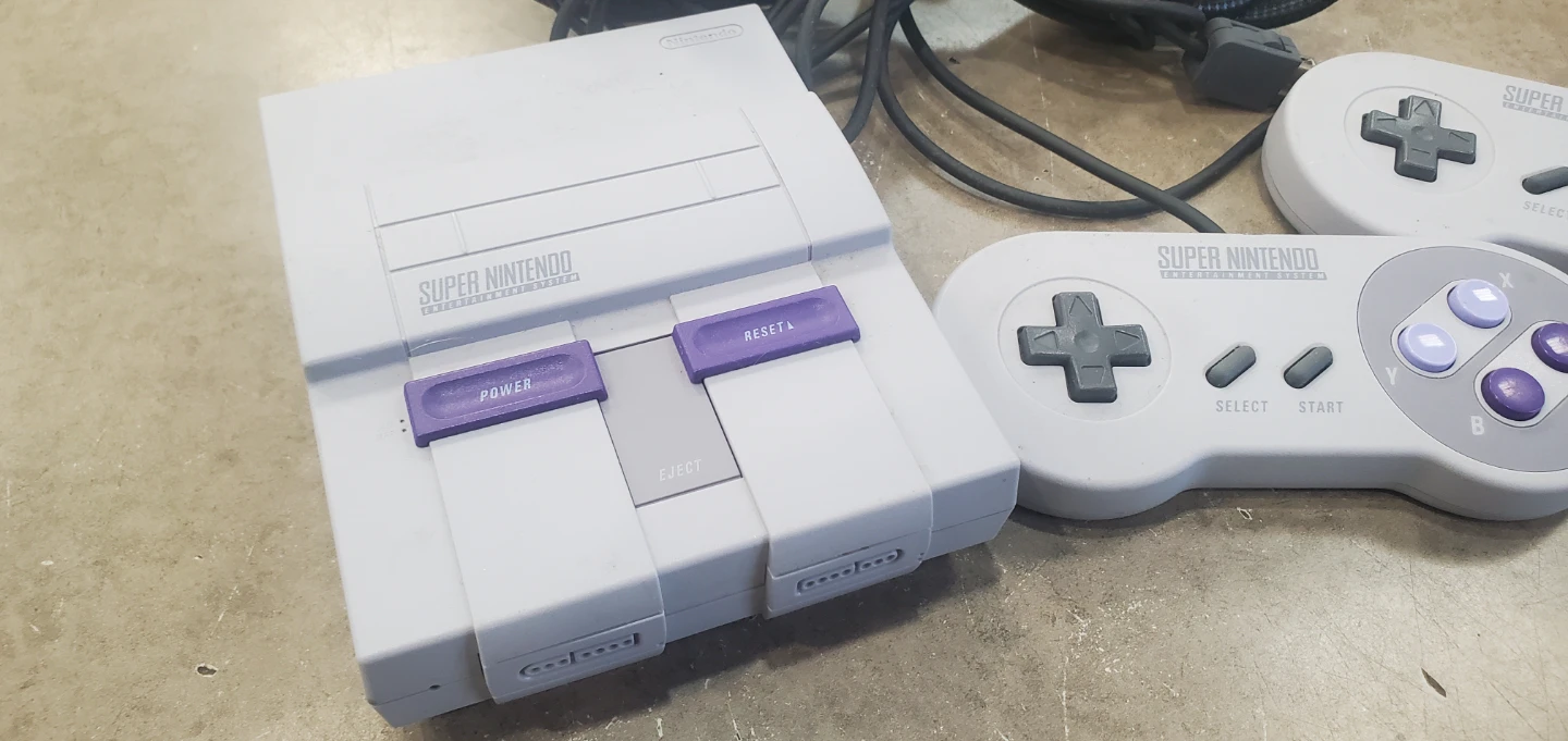 Nintendo Super NES classic Console with 2 Controllers - photo 2