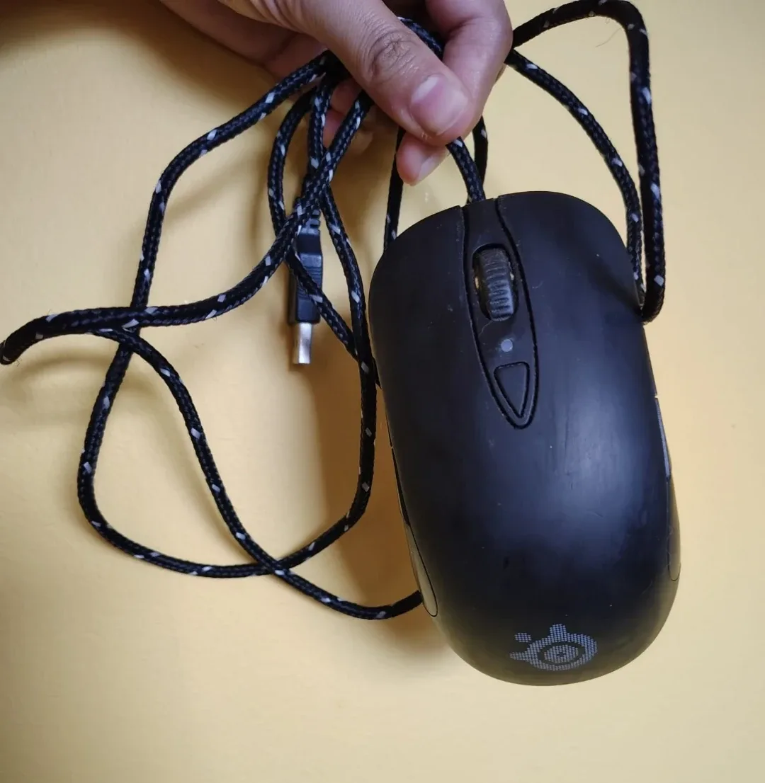 SteelSeries Sensei Raw Rubber Surface Gaming Mouse