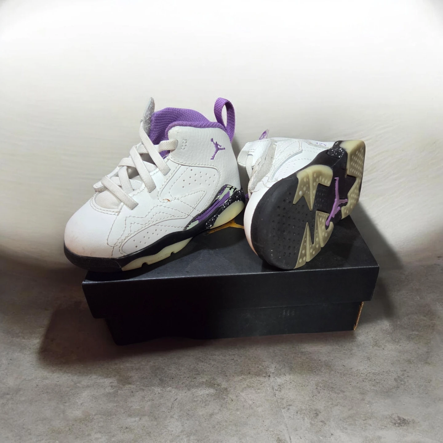 Jordan 6 Retro White/Purple Toddler Shoes