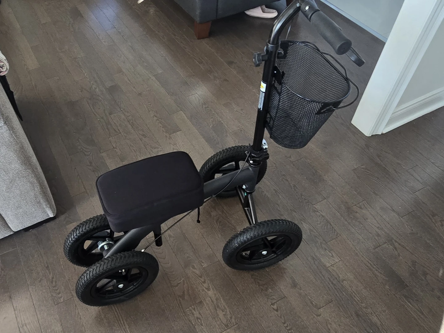 Medline Orthopaedic Knee Scooter