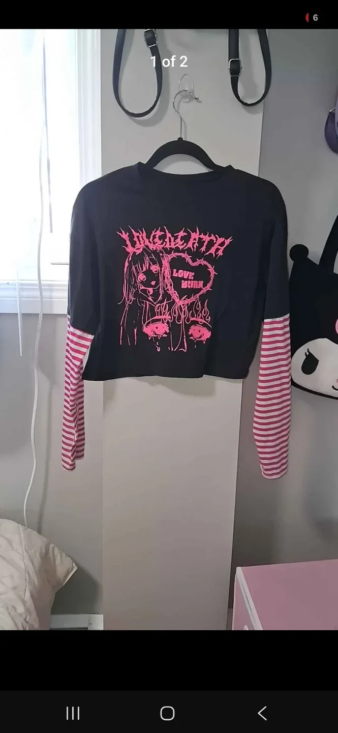 Love Death anime Long Sleeve Crop Top