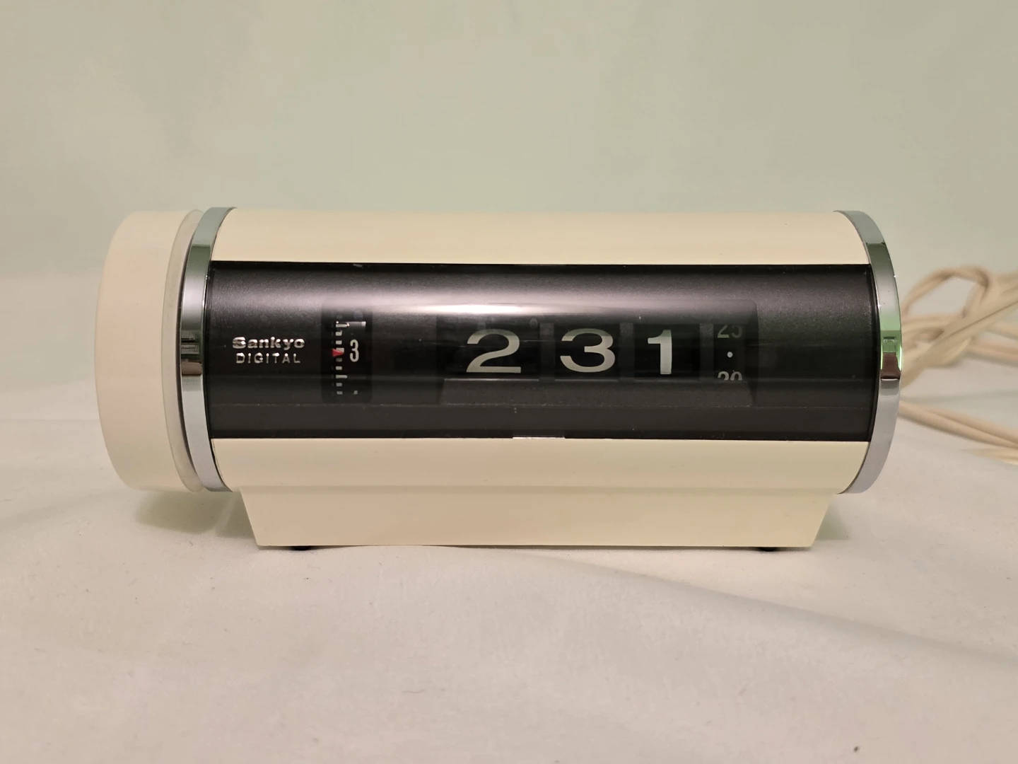 Sankyo Digital Flip Clock Model 412