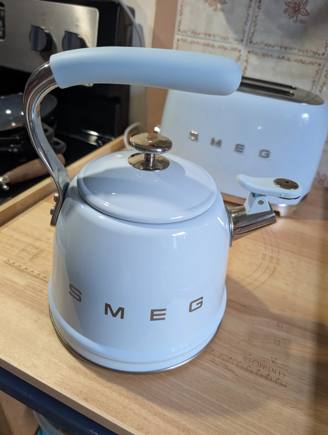 Smeg Whistling Kettle