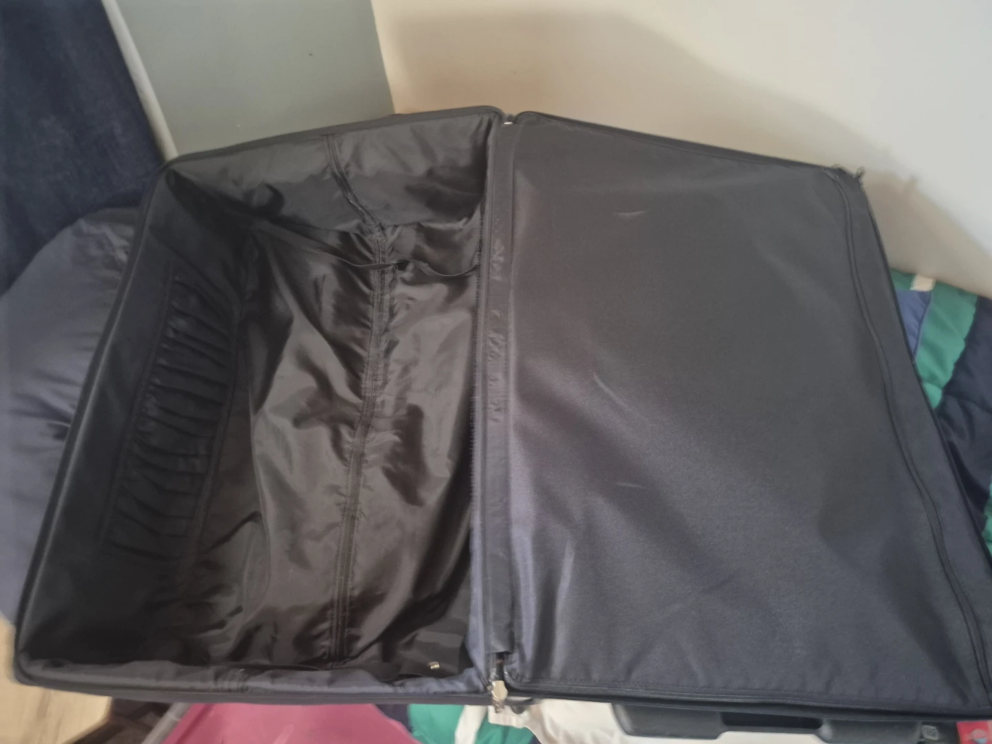 Stratic Large Navy Suitcase - photo 4