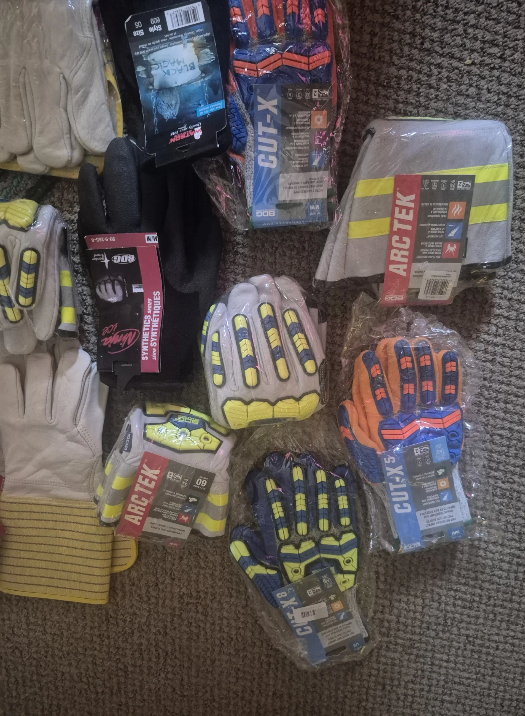 Brand new Cut and Impact resistant work gloves. 25 pairs - photo 2