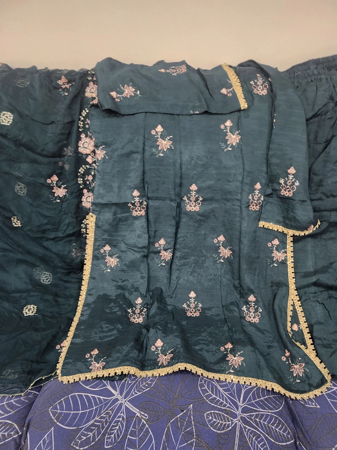Embroidered Dark Green  suit - photo 4