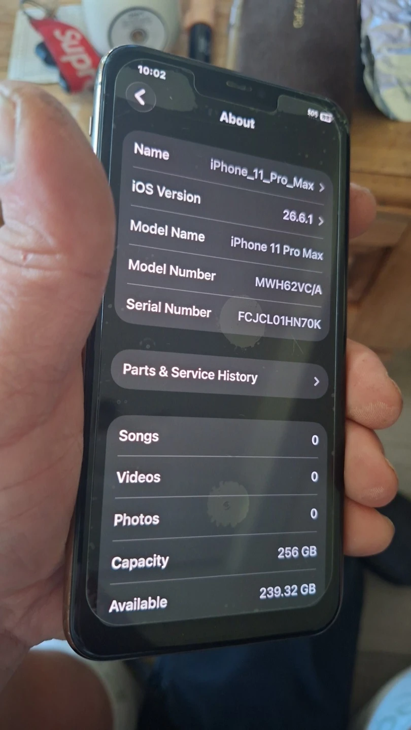 Apple iPhone 11 Pro Max 256GB Gold - photo 4