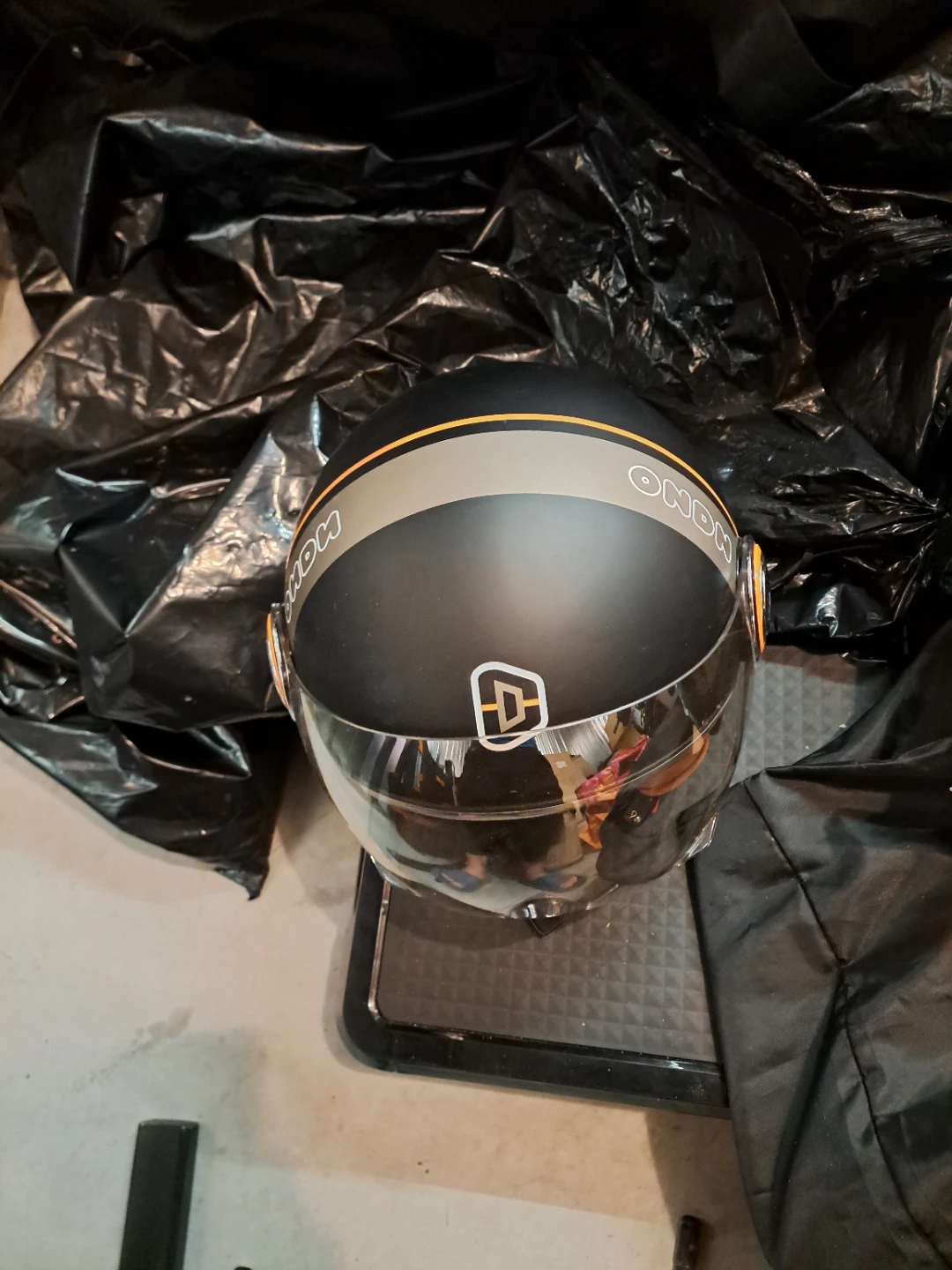 Momo Design Motorcycle Helmet - photo 2