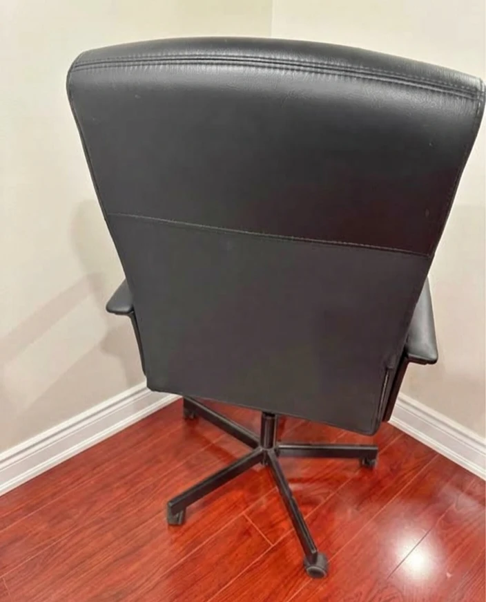 Black Office Chair - photo 2