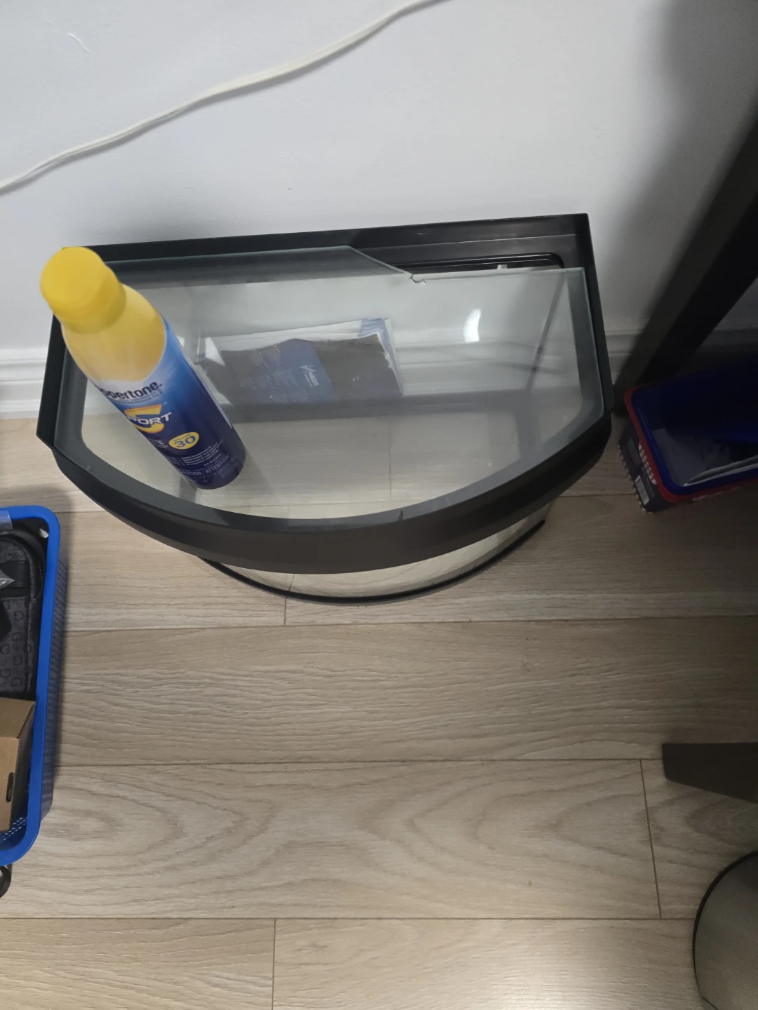 Bow Front Aquarium Tank - photo 2