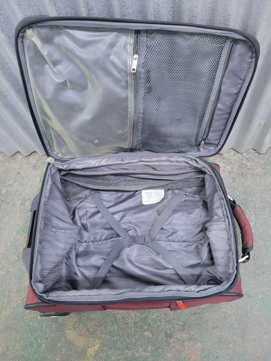 Samsonite Carry-On Rolling Suitcase - photo 4