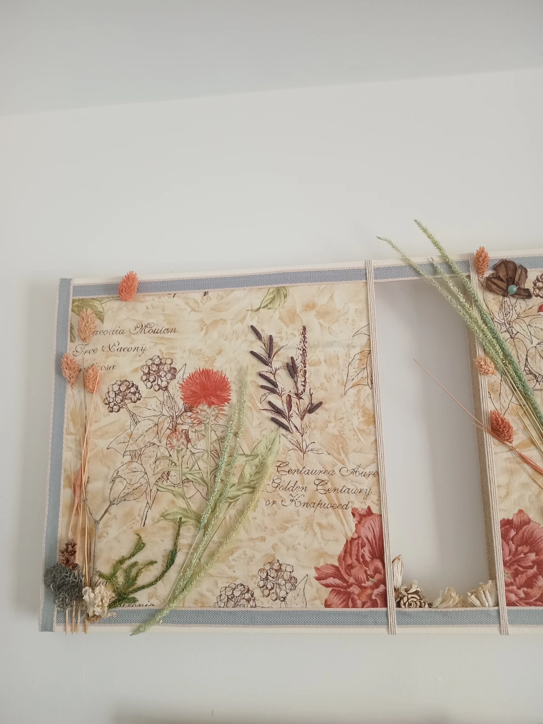 Botanical Dried Flower Wall Art Triptych - photo 3