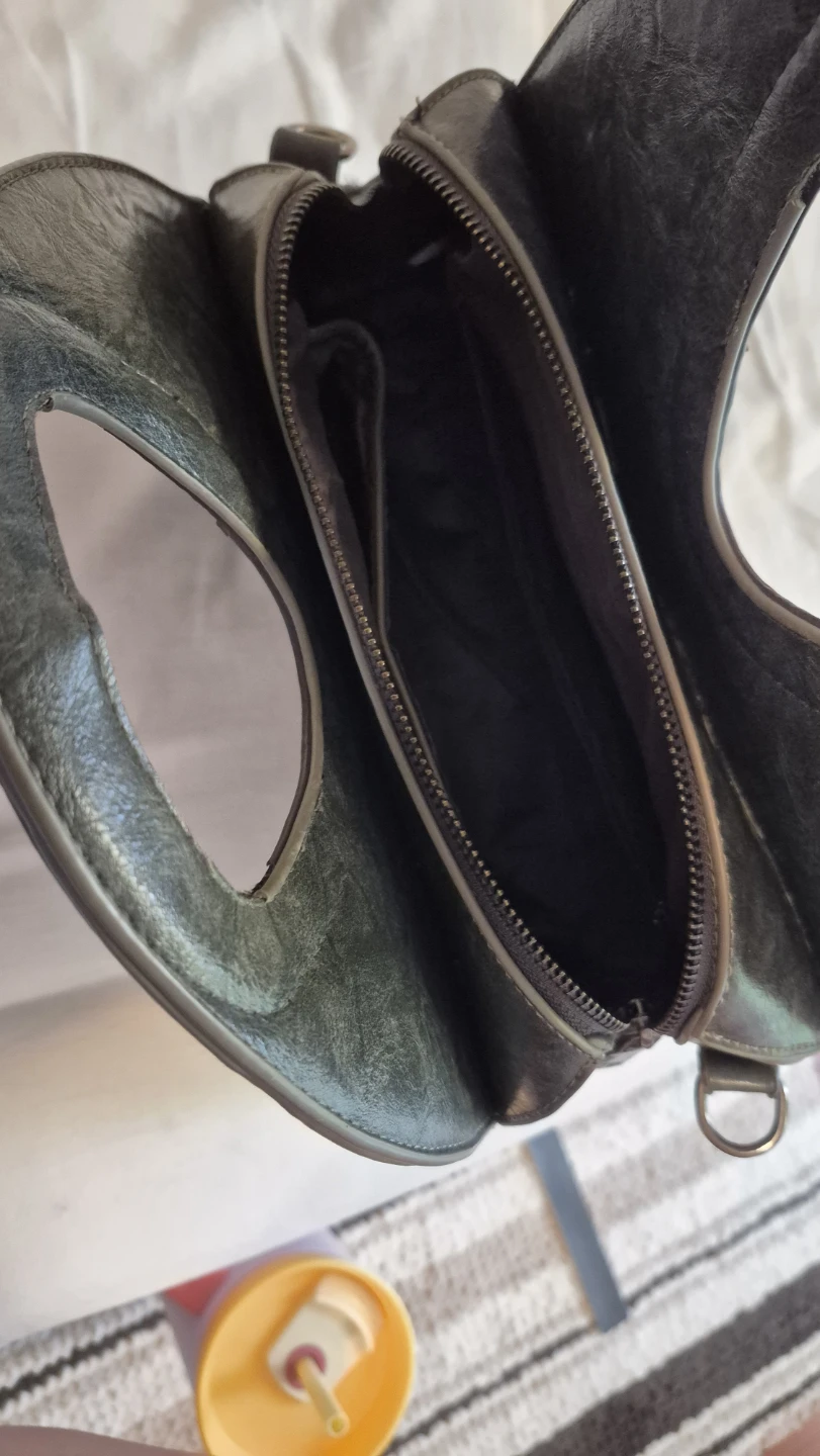 Vintage Women's Handbag with Shoulder Strap - photo 3