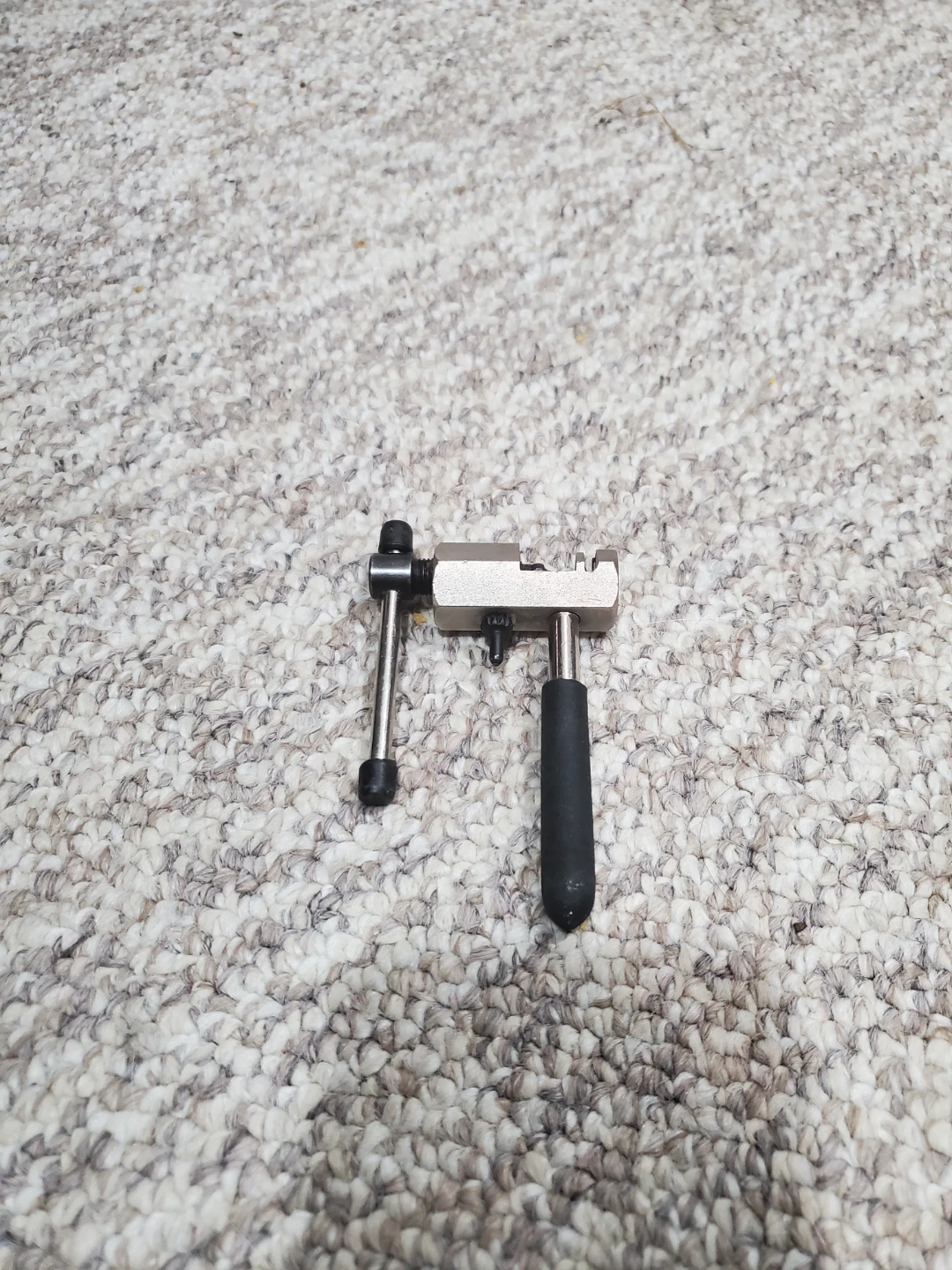 Axiom bicycle chain tool