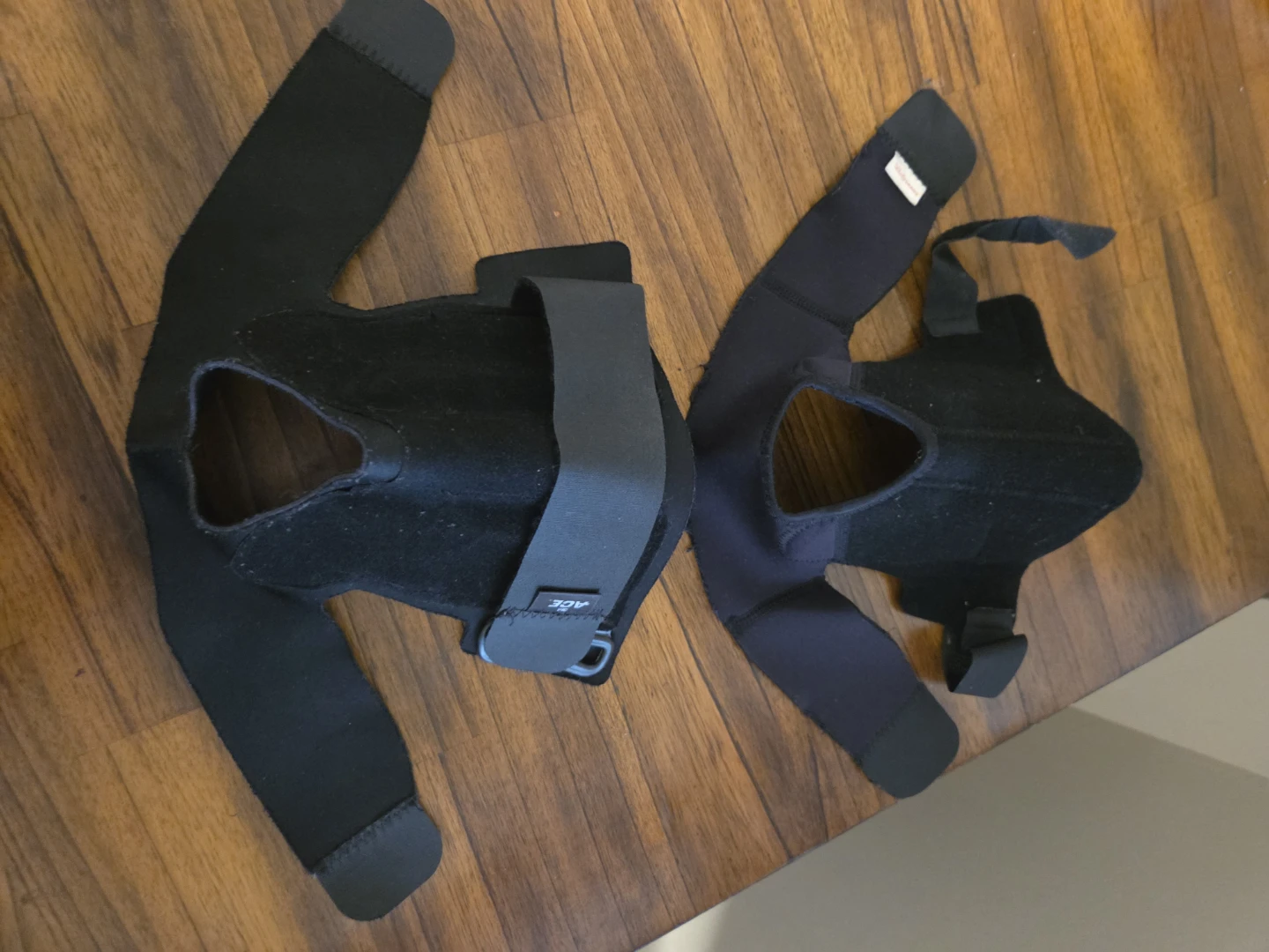 Adjustable Knee Braces
