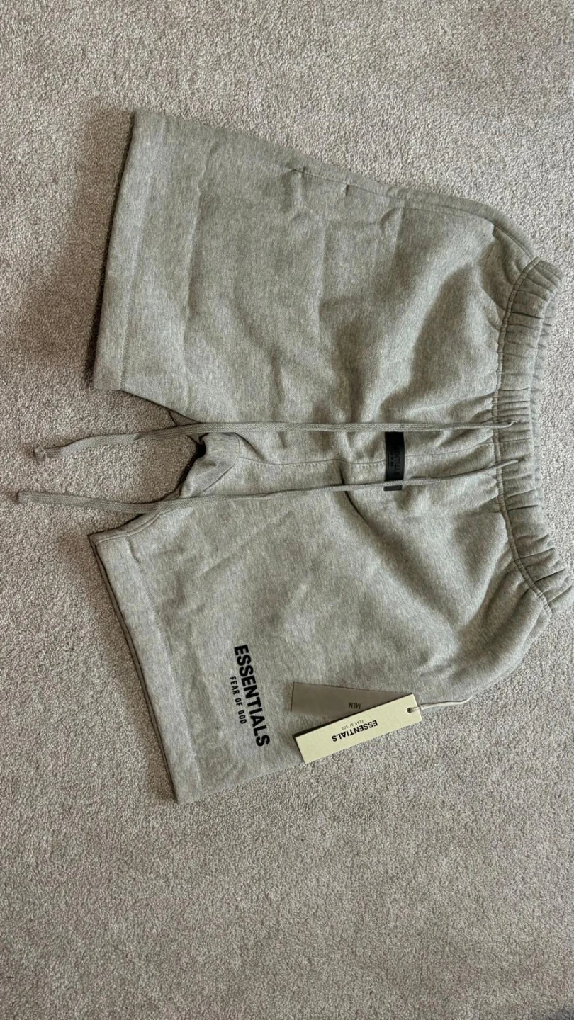 Essentials Fear of God Shorts - Size M - photo 2