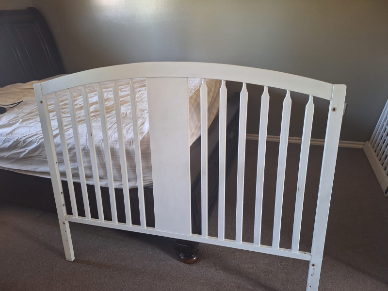 Baby Crib with Drop-Side Rail & Mattress - photo 3