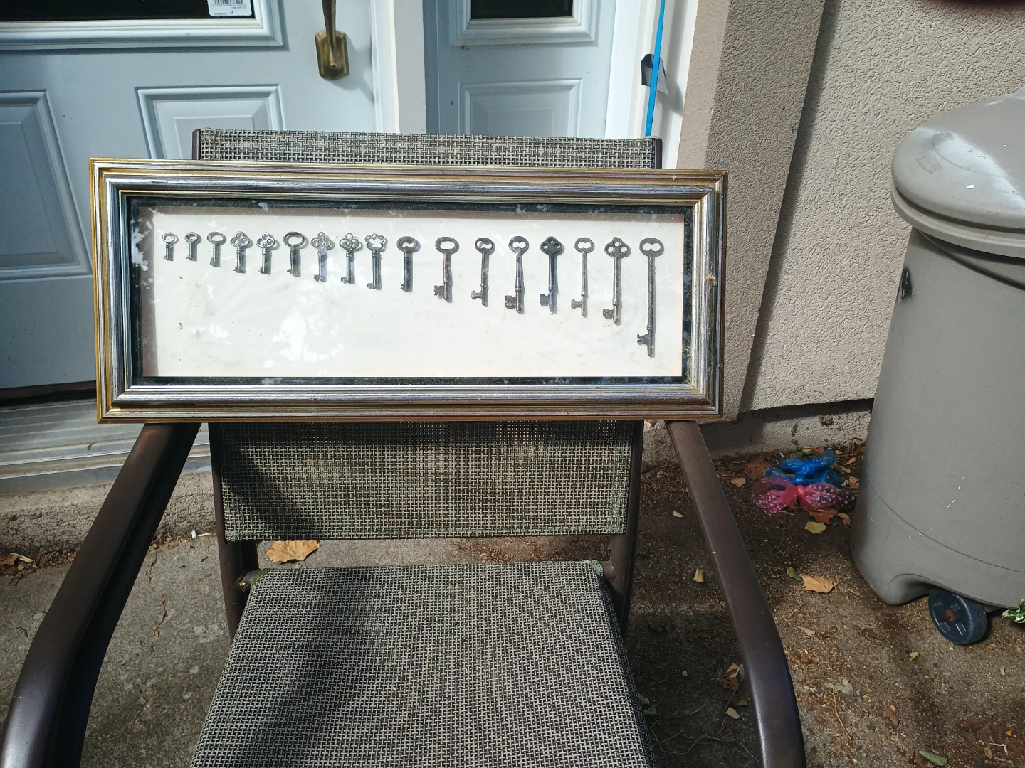 Framed Vintage Skeleton Key Wall Decor