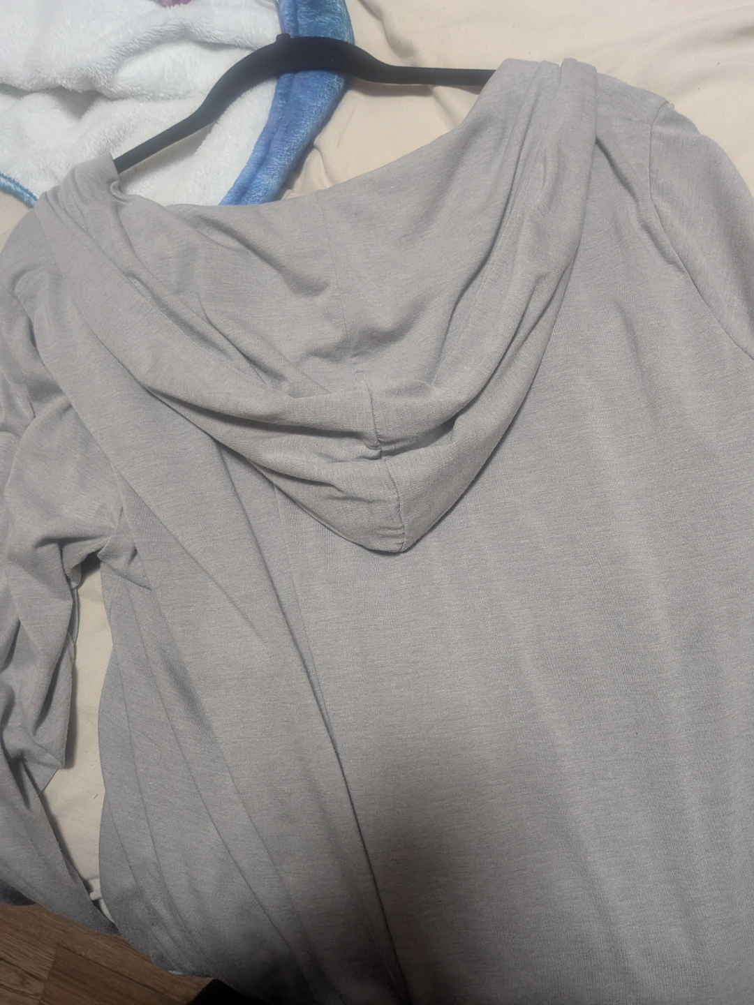 pullover hoodie pick up in St Albert - photo 3