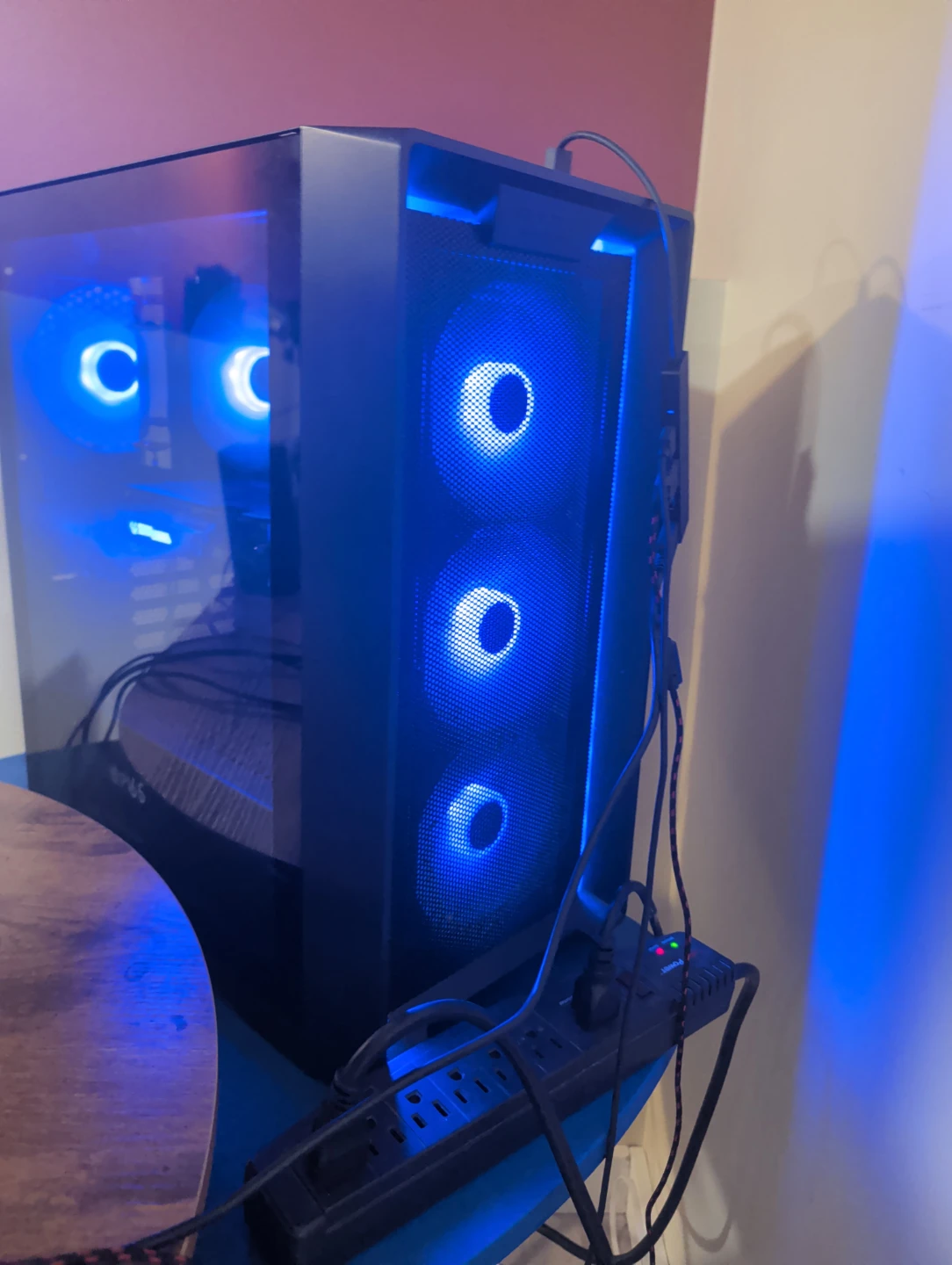Gaming PC with AMD Ryzen 7 5700 and RTX 4060 Ti