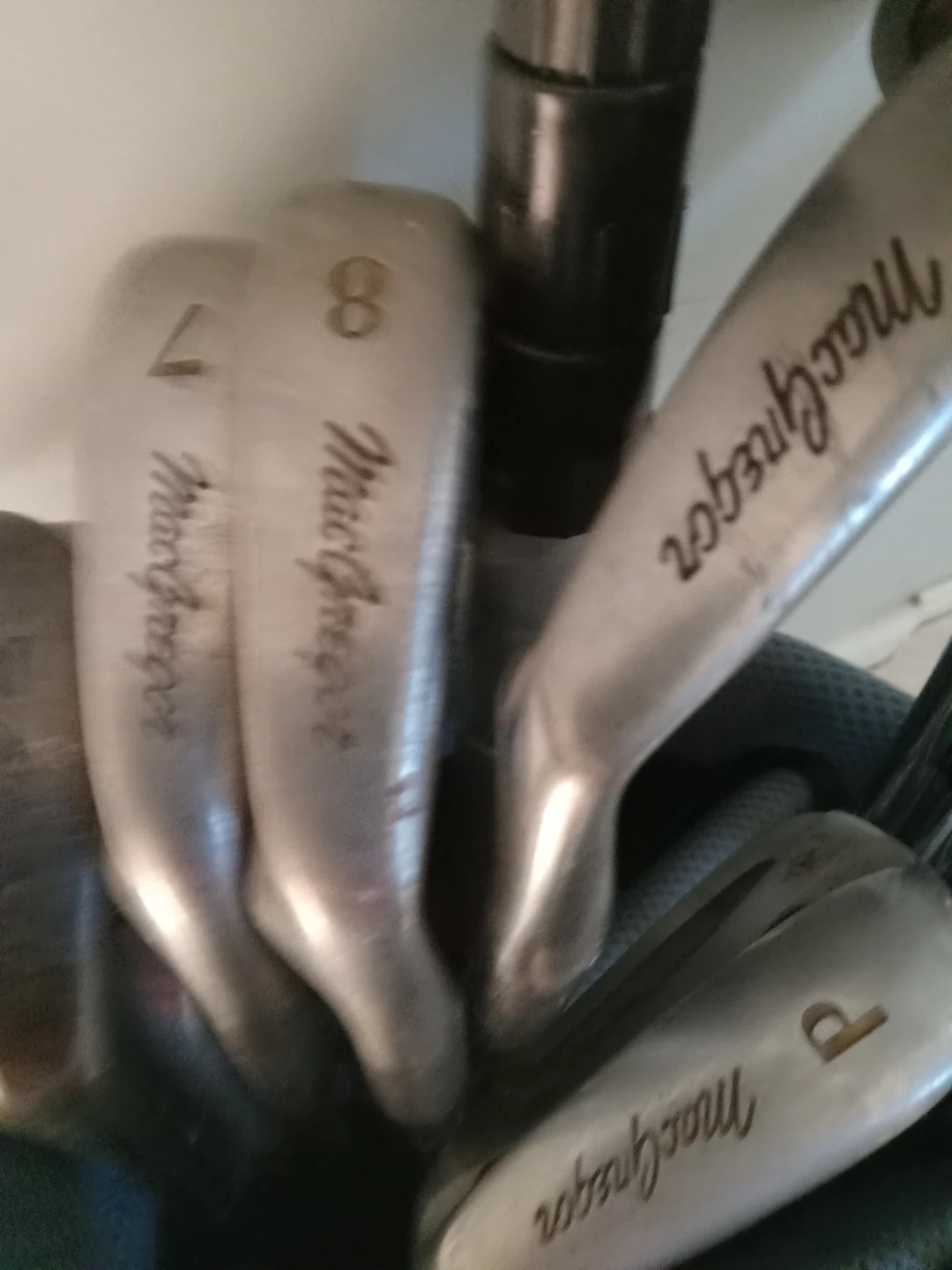 MacGregor CG 1800 Golf Clubs and Titleist Bag