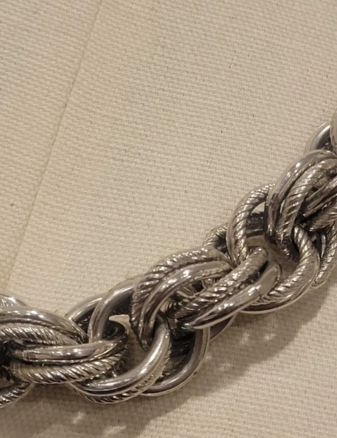 Silver-Tone Heavy Link Statement Necklace - photo 2