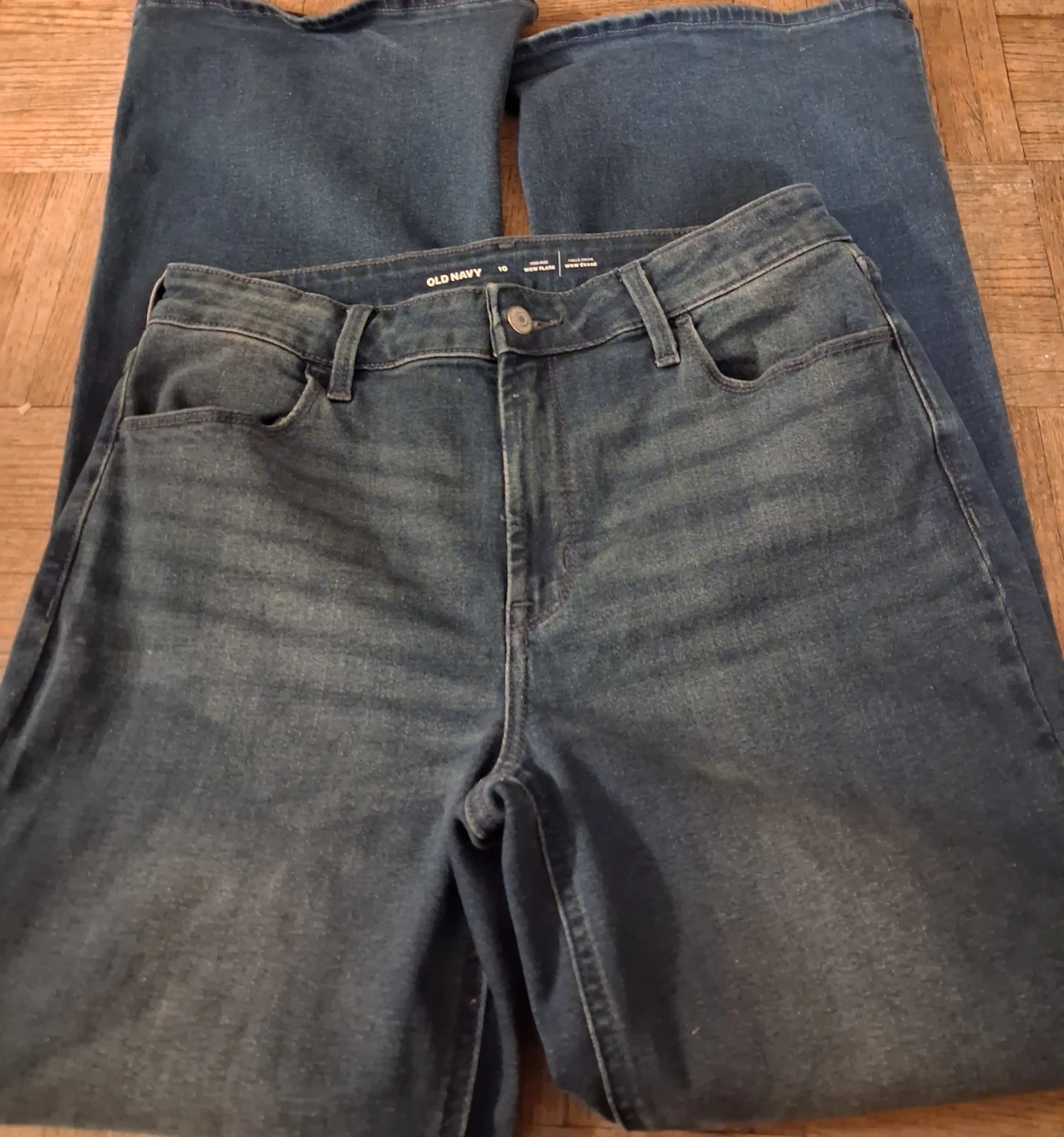 Old Navy High-Rise Wow Flare Jeans Size 10