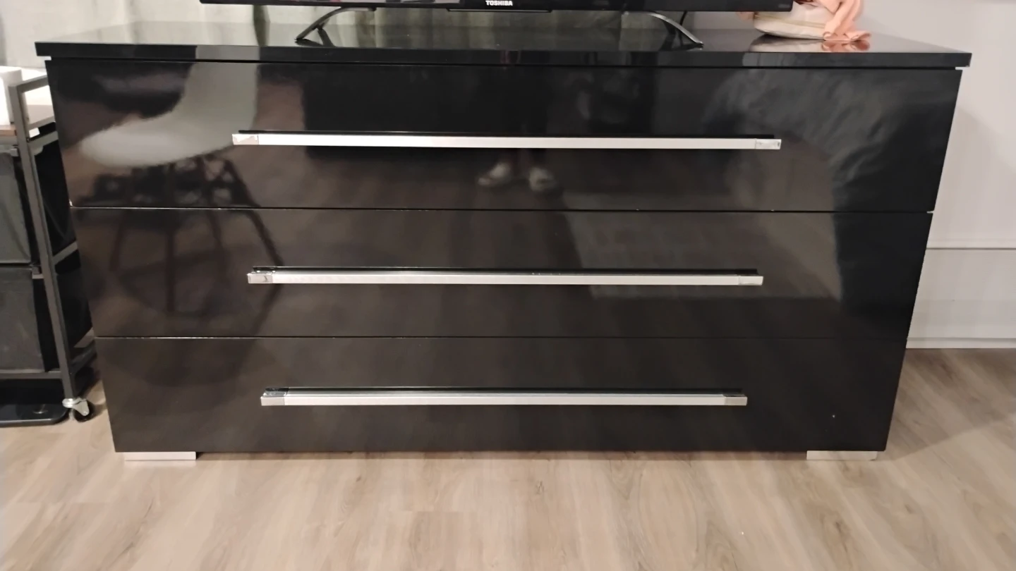Move out sale-Black 3-Drawer Dresser + Matching Nightstand - photo 2