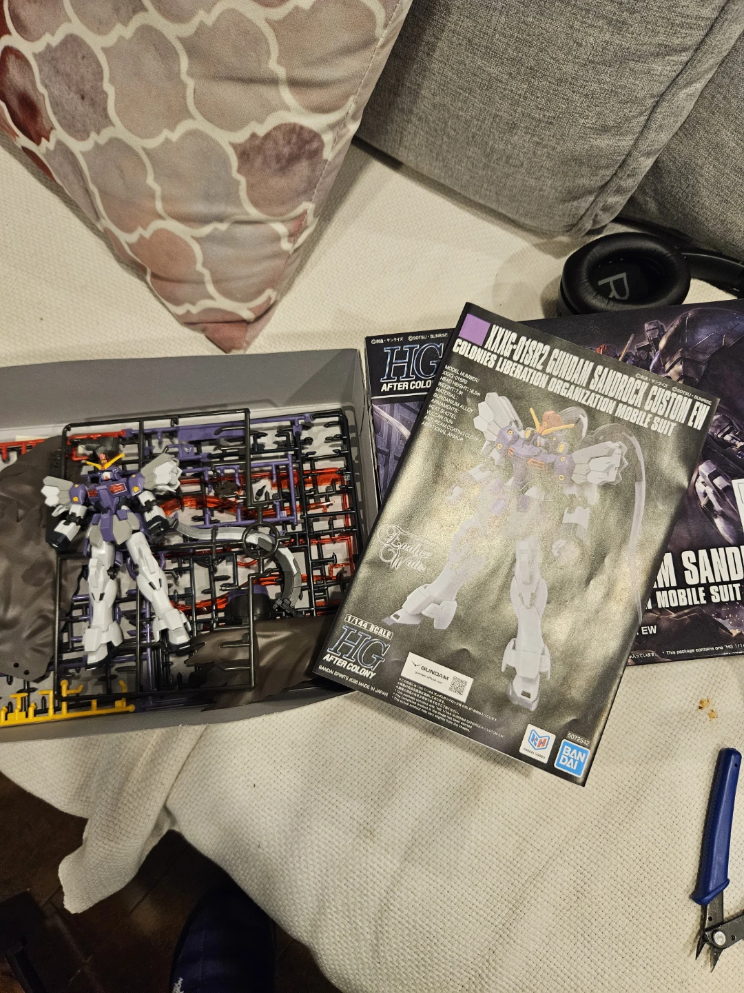 Hg gundam wing ew sandrock 1/44 - photo 2