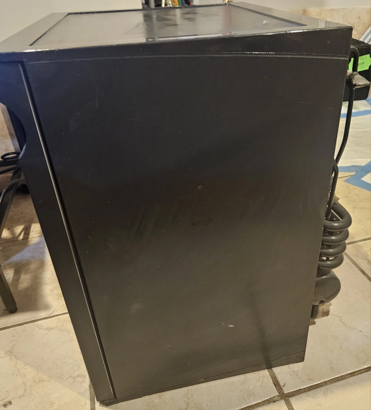 Dometic Mini Refrigerator - photo 2