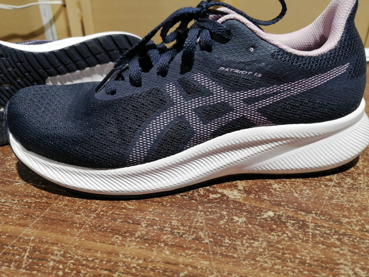 Asics Patriot 13 Running Shoes US 7 - photo 3
