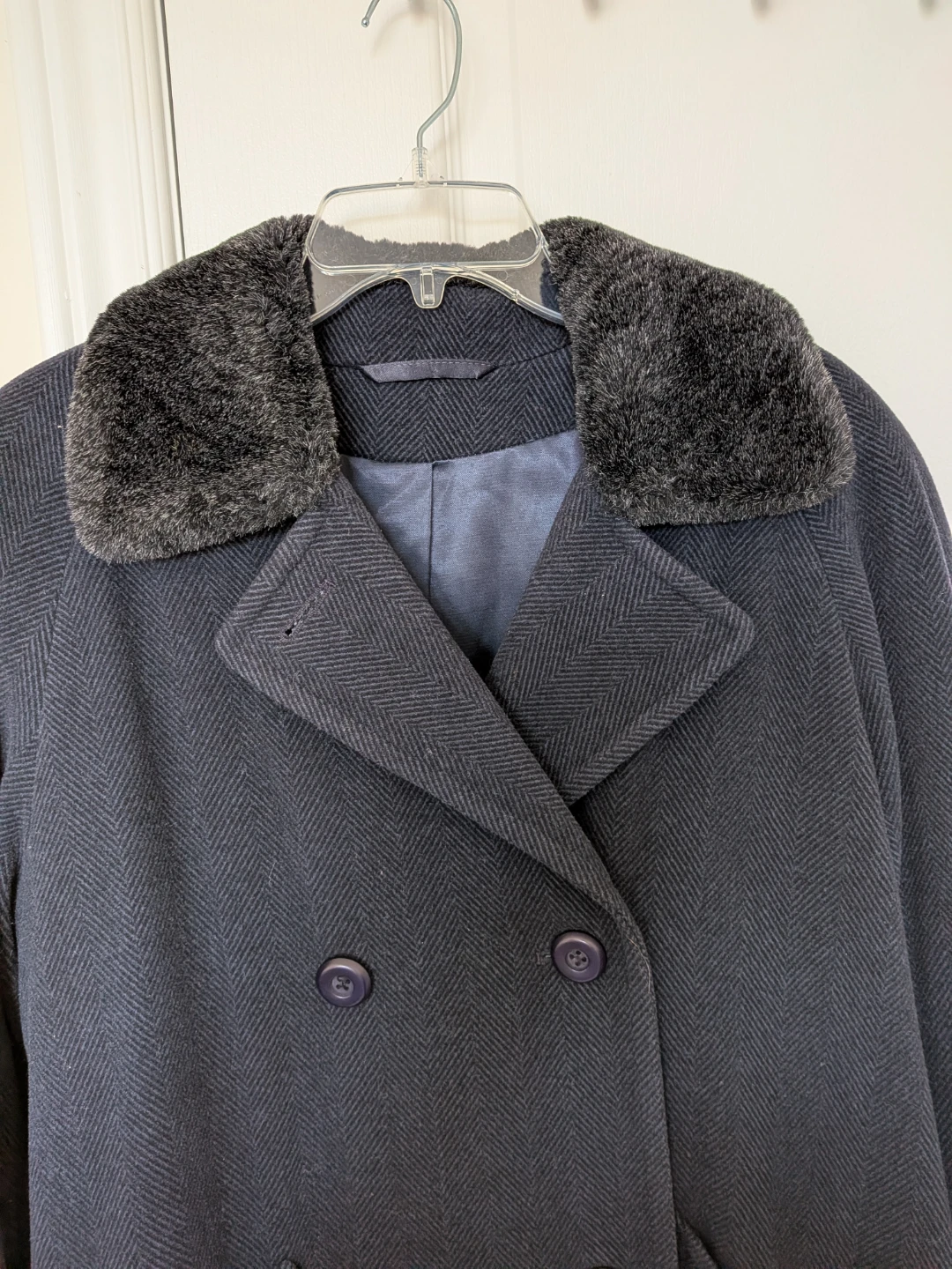 🏈 Herringbone Wool & Cashmere Coat w Faux Fur Collar and Cuffs - photo 3