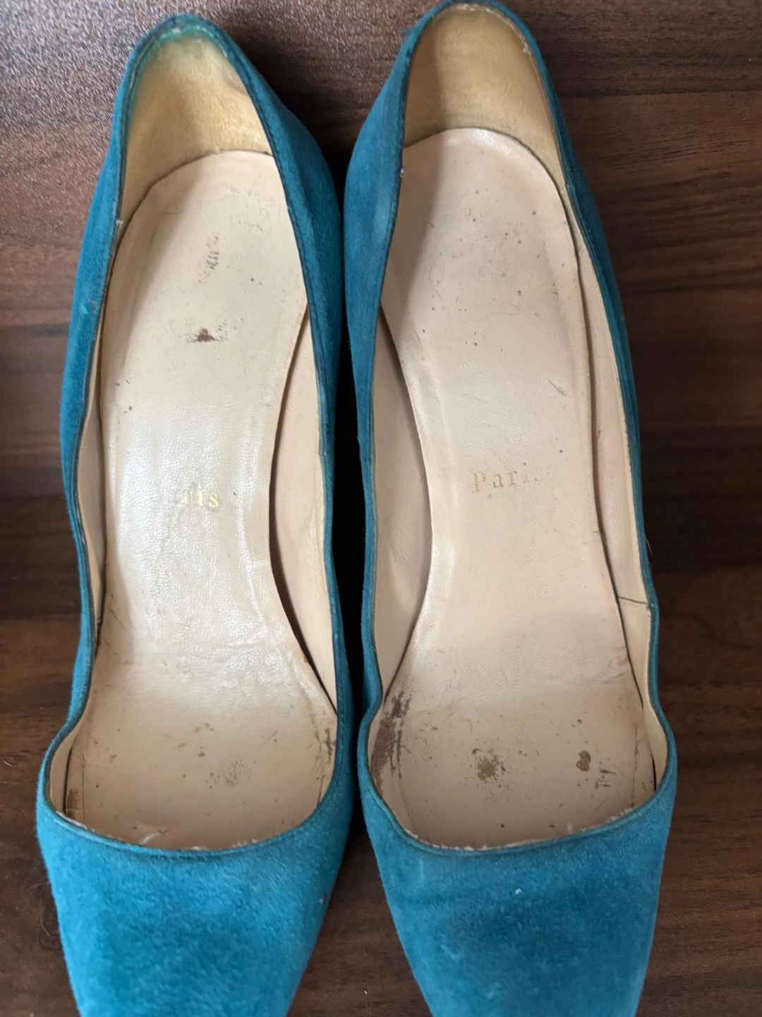 Christian Louboutin "Ron Ron" Suede Pumps – Size 37.5 - photo 5