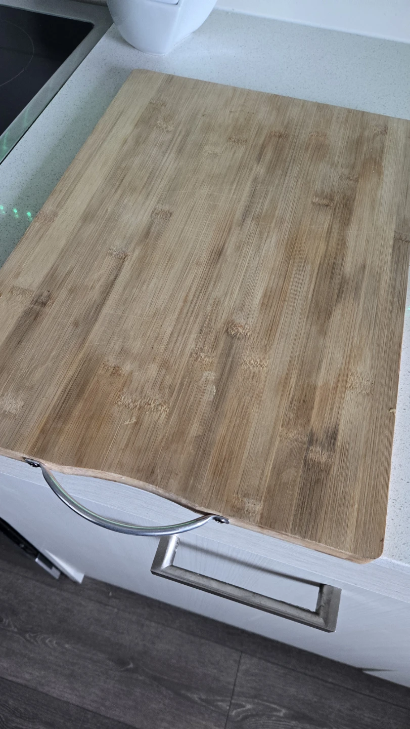 Bamboo Cutting Board with Handle