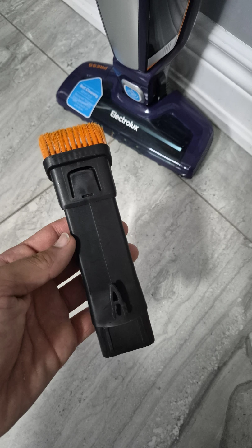 Electrolux Ergorapido Lithium 2-in-1 Cordless Vacuum - photo 3