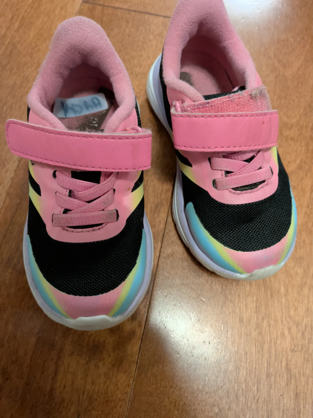 Kids childrens place Sneakers size 7🏈