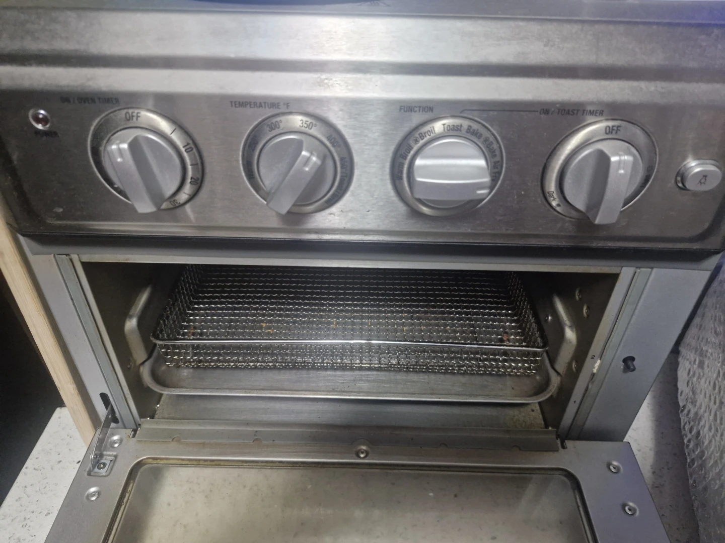 Cuisinart Air Fryer Toaster Oven TOA-55C - photo 3