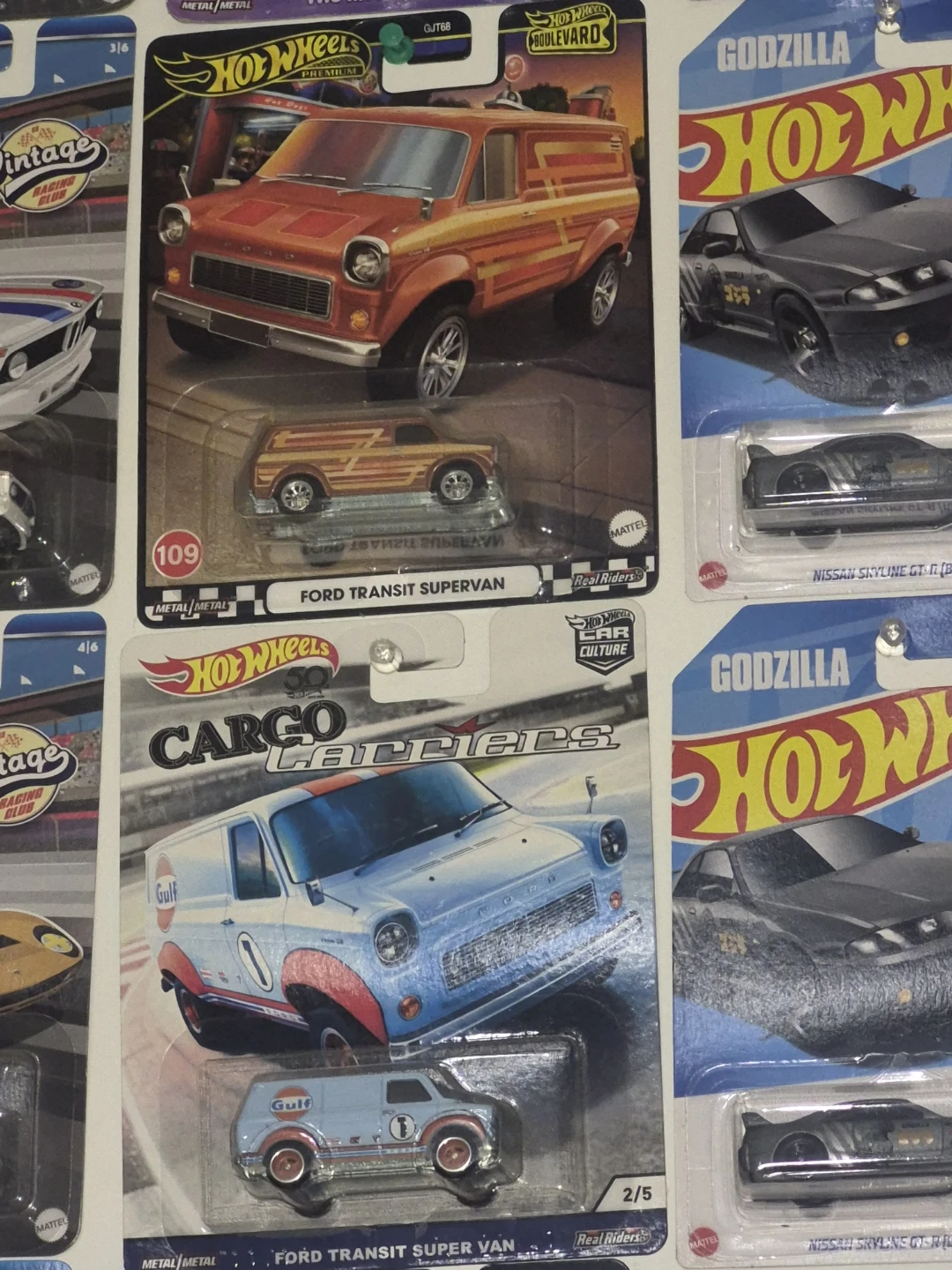 Assorted Hot Wheels and Matchbox Diecast Cars - photo 4