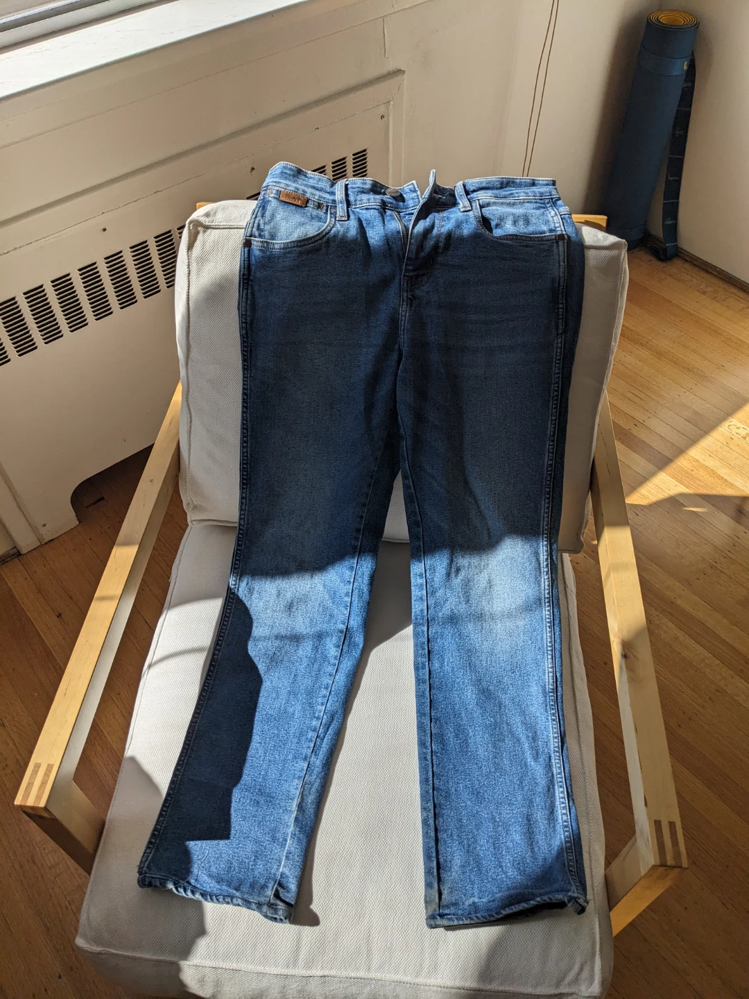Wrangler Davidson Mid Waist Slim Straight Jeans